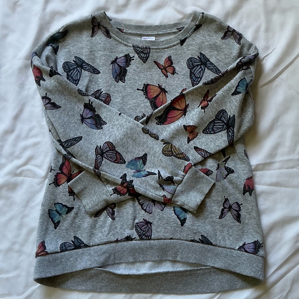 No Boundaries Gray Sweater with Butterfly Print